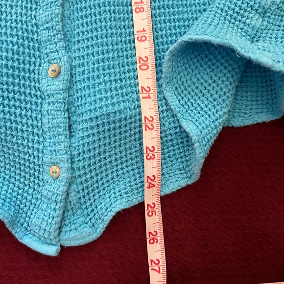 Donni. Waffle Buttondown Top - Picture 6 of 6